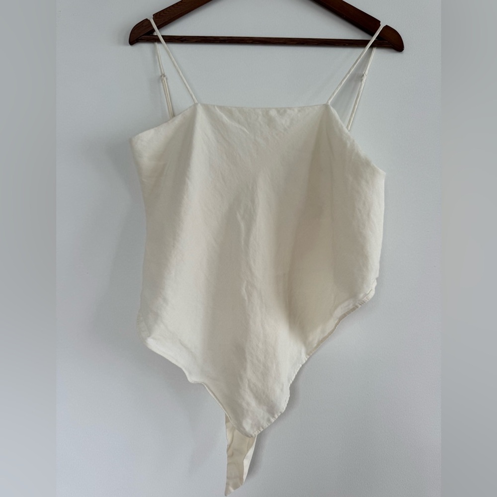 Zara Gorgeous Beige Spaghetti Strap Top